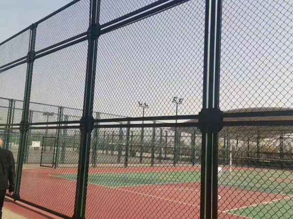 球場(chǎng)圍欄網(wǎng)